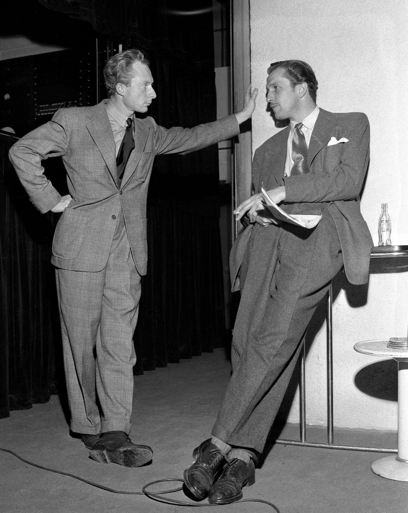 Vincent Price On Cbs Radios Columbia Presents Corwin Episode 'The Undecided Molecule', July 17, 1945.