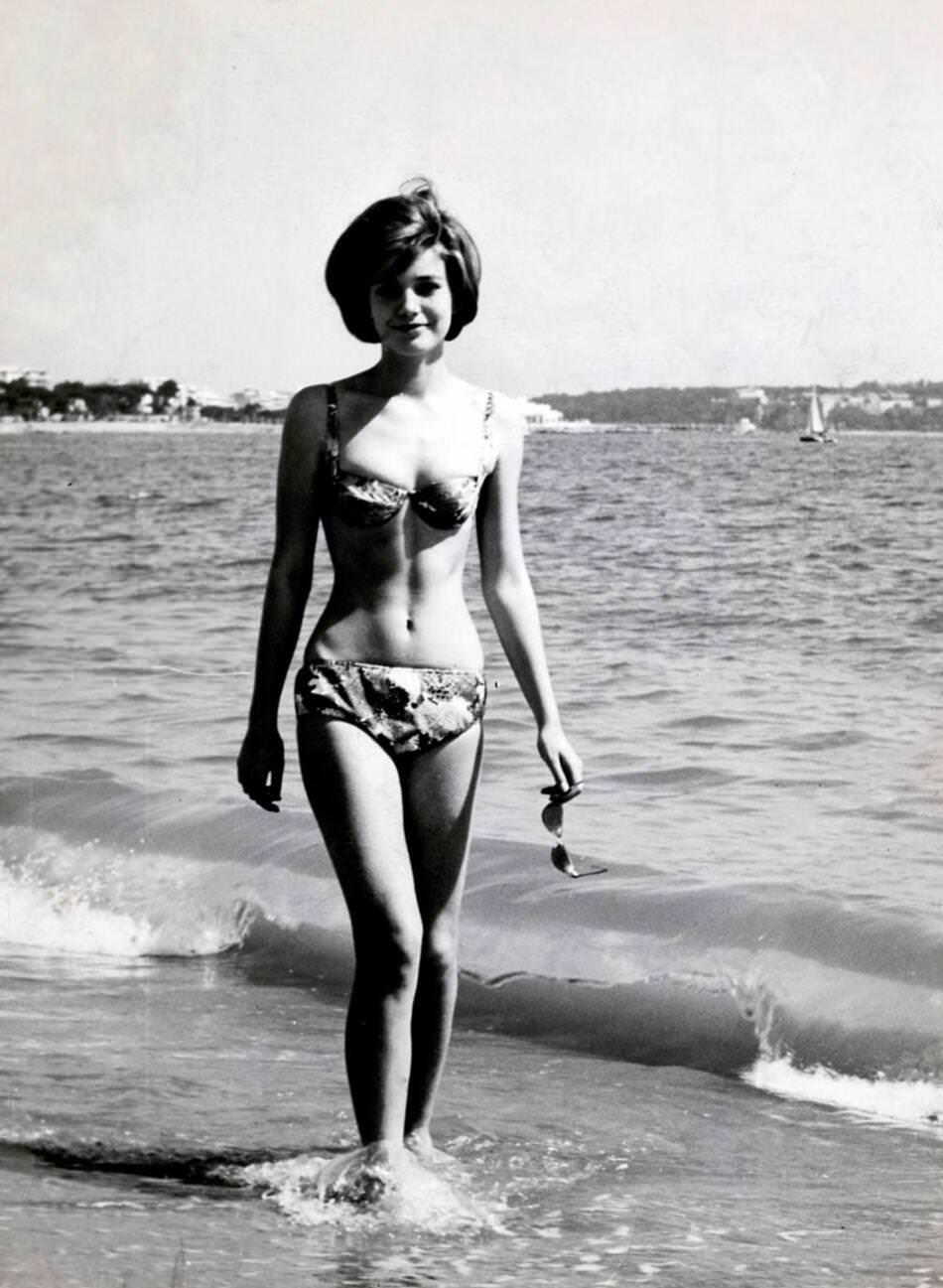 Catherine Spaak In &Amp;Quot;Diciottenni Al Sole&Amp;Quot; By Camillo Mastrocinque, 1962.