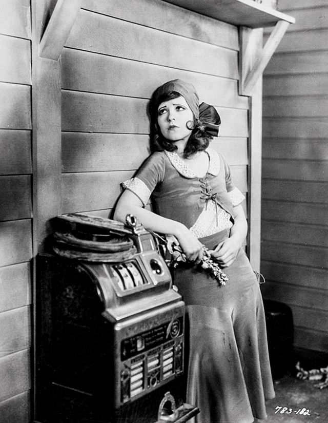 Captivating Photos Of Clara Bow In The Fleet'S In, The 1928 Silent Film Classic