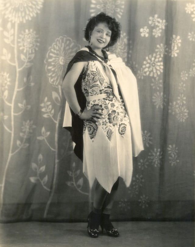 Captivating Photos Of Clara Bow In The Fleet'S In, The 1928 Silent Film Classic