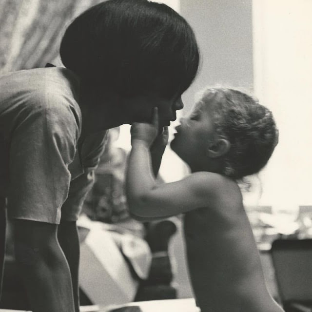 The Sweet And Loving Moments Of Eartha Kitt With Daughter Kitt Captured In 1960S Photos