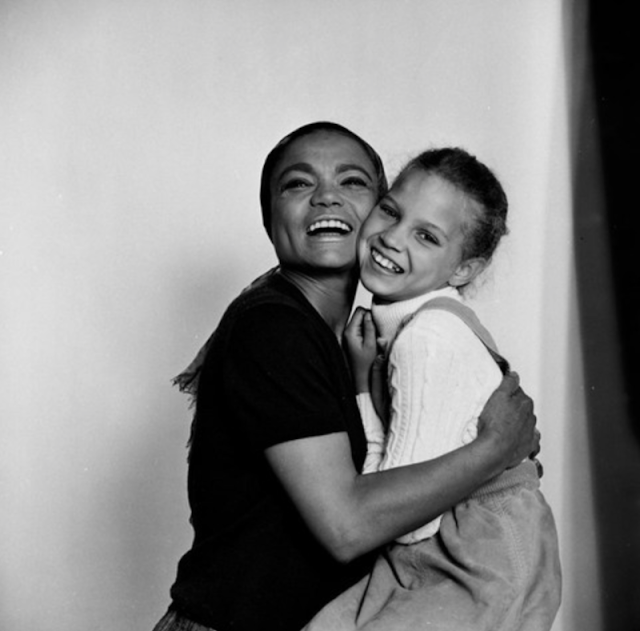 The Sweet And Loving Moments Of Eartha Kitt With Daughter Kitt Captured In 1960S Photos