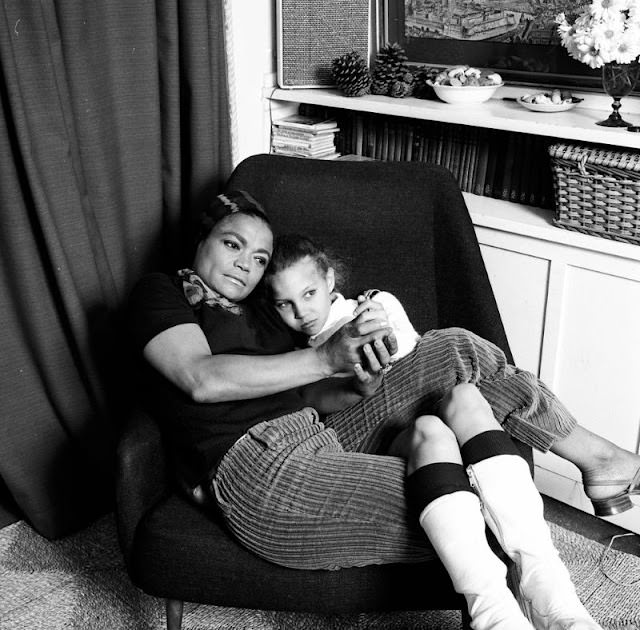 The Sweet And Loving Moments Of Eartha Kitt With Daughter Kitt Captured In 1960S Photos