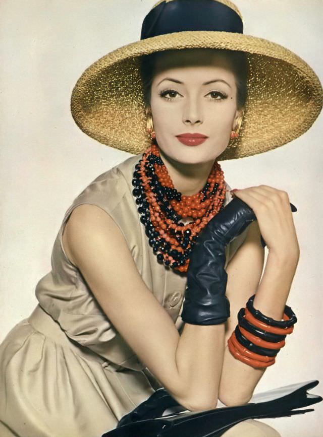 Gitta Schilling In Dress By Nantucket Naturals, June 1959.