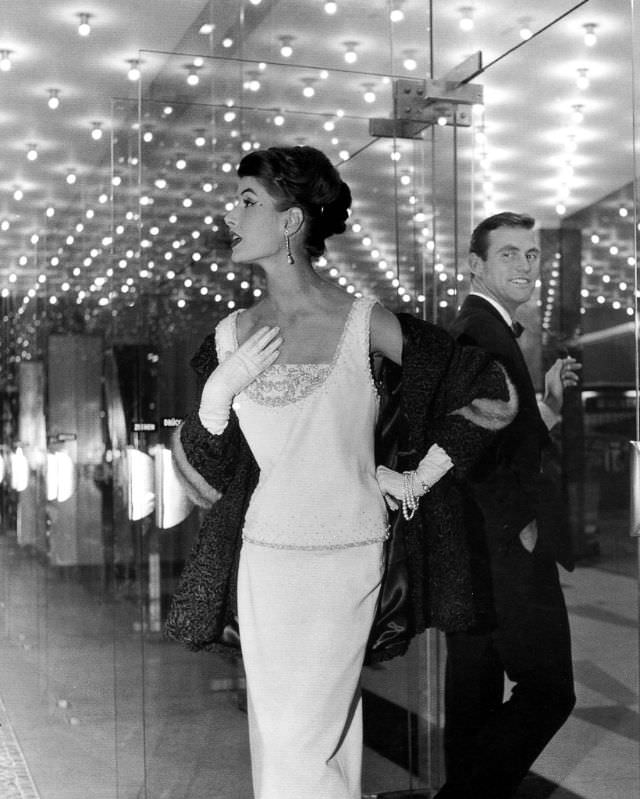 Gitta Schilling In Berlin For Saison-Journal, 1957.