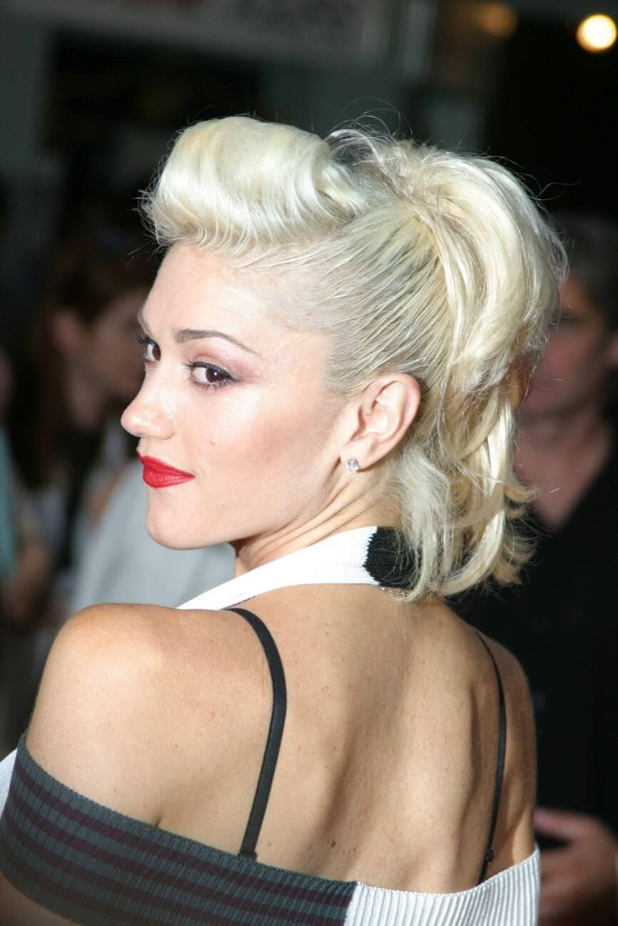 Gwen Stefani At &Amp;Quot;Anchorman: The Legend Of Ron Burgundy&Amp;Quot; Premiere, Grauman'S Chinese Theatre, Hollywood, June 28, 2004.