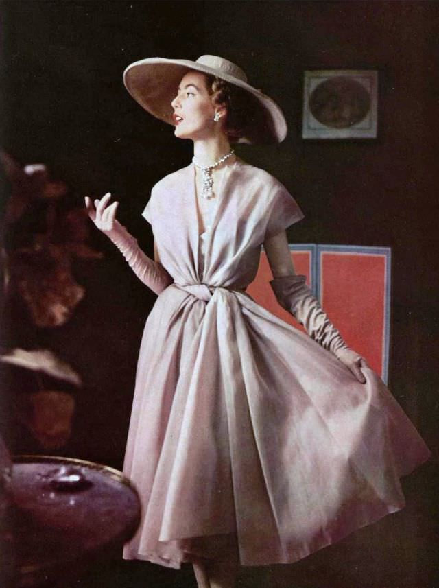 Model In Madeleine De Rauch'S Mousseline Dress, Philippe Pottier Photo, 1952.