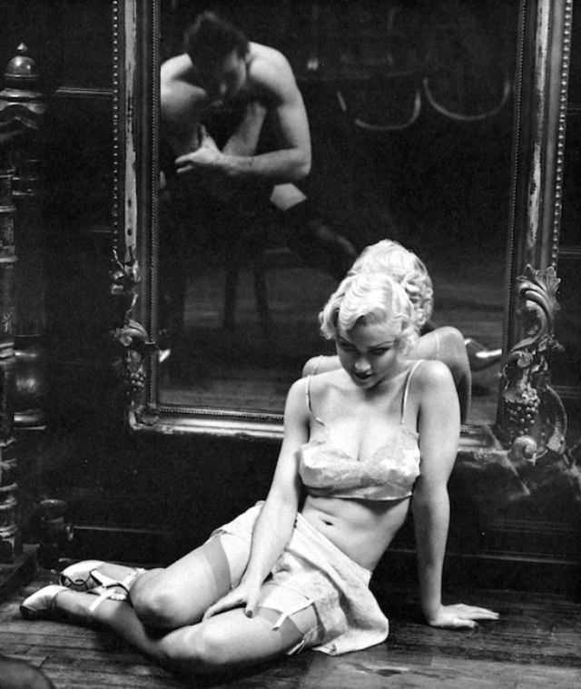 Madonna'S 1991 Rolling Stone Photos Capture Her Bold And Unapologetic Style