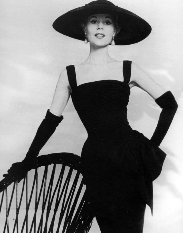 Stella In A Silk-Crèpe Cocktail Dress By Jacques Fath, 1955.