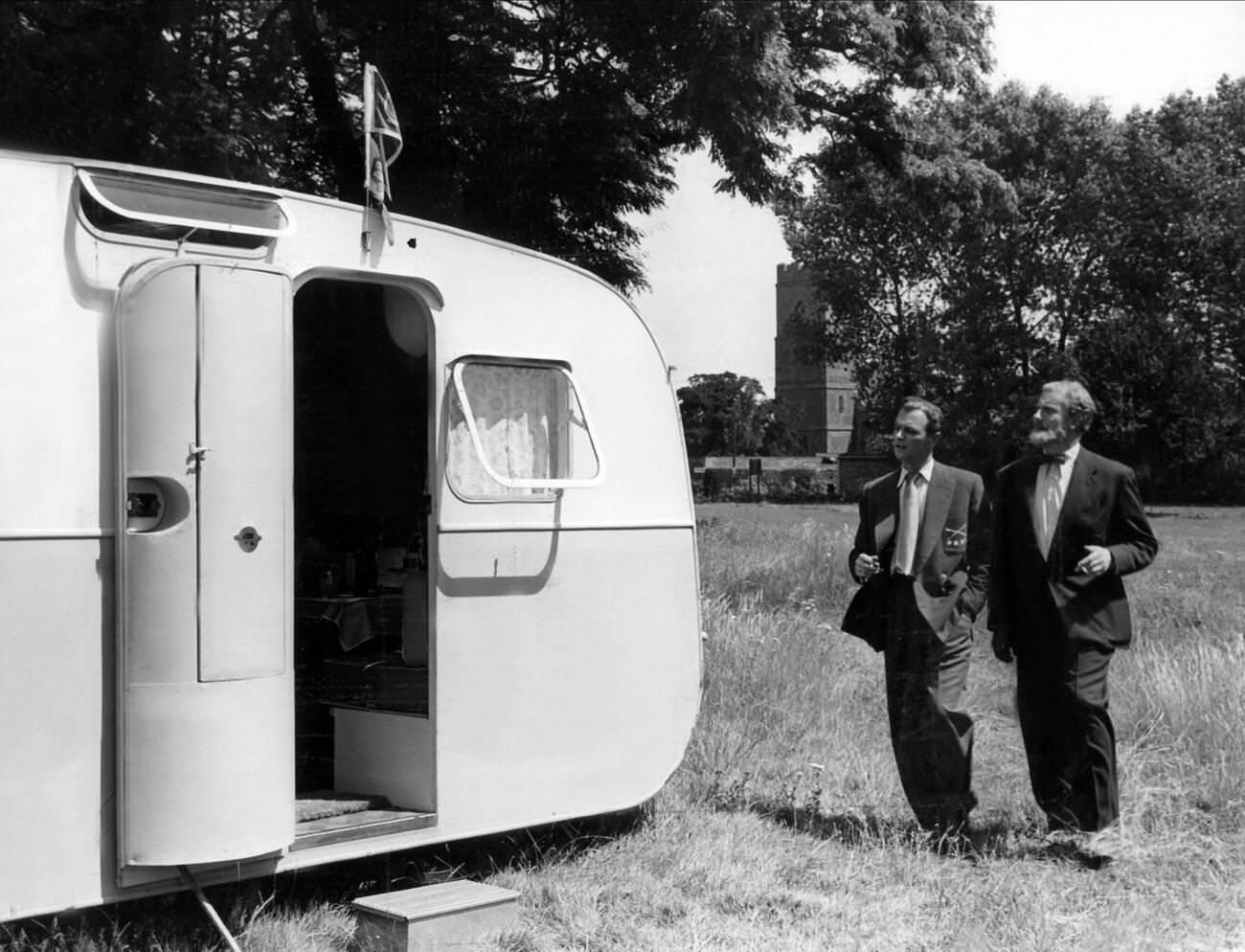 Harold Warrender And Nigel Patrick In &Amp;Quot;Pandora And The Flying Dutchman,&Amp;Quot; 1951.