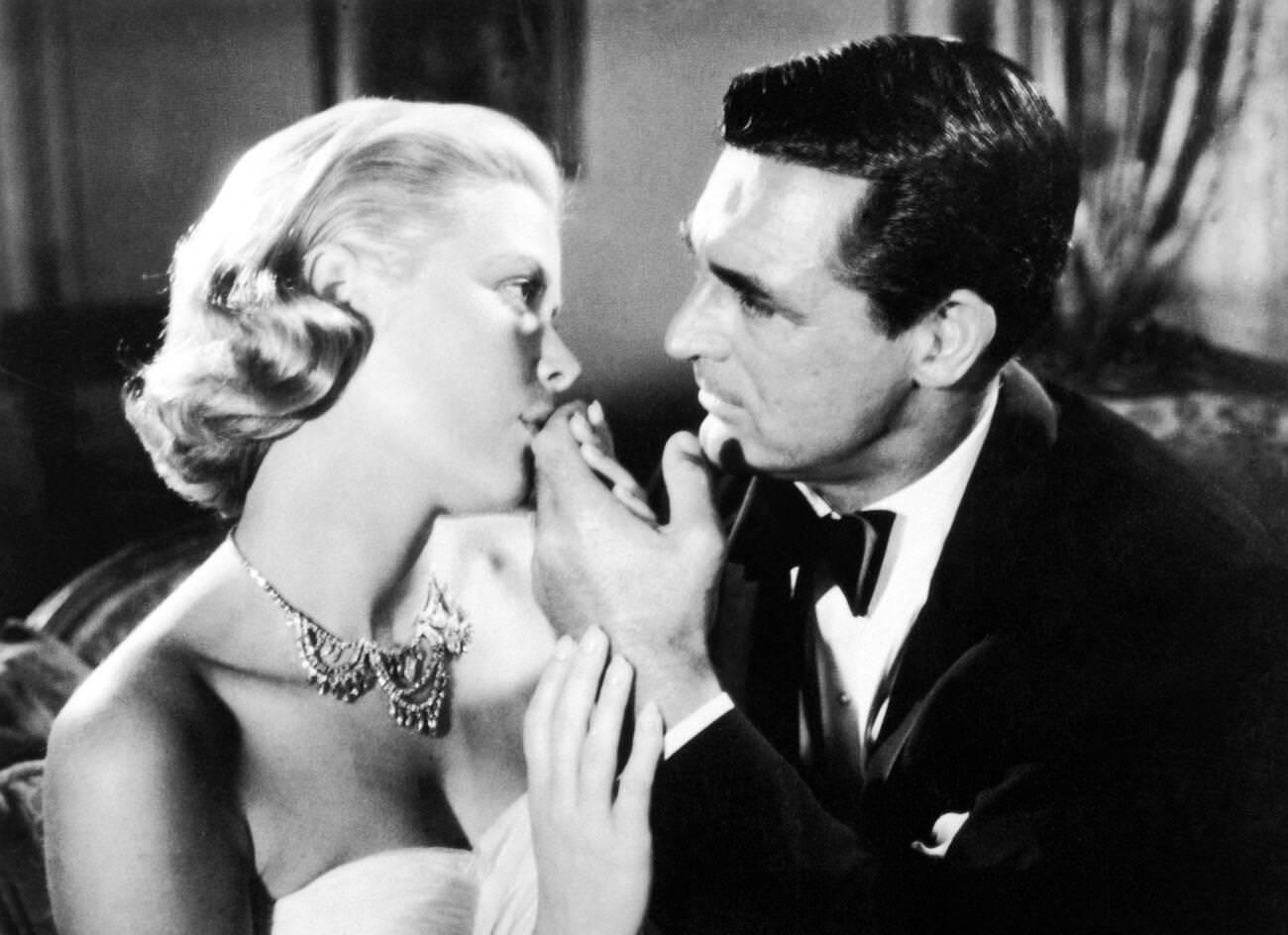 Cary Grant And Grace Kelly In ‘To Catch A Thief’, 1955