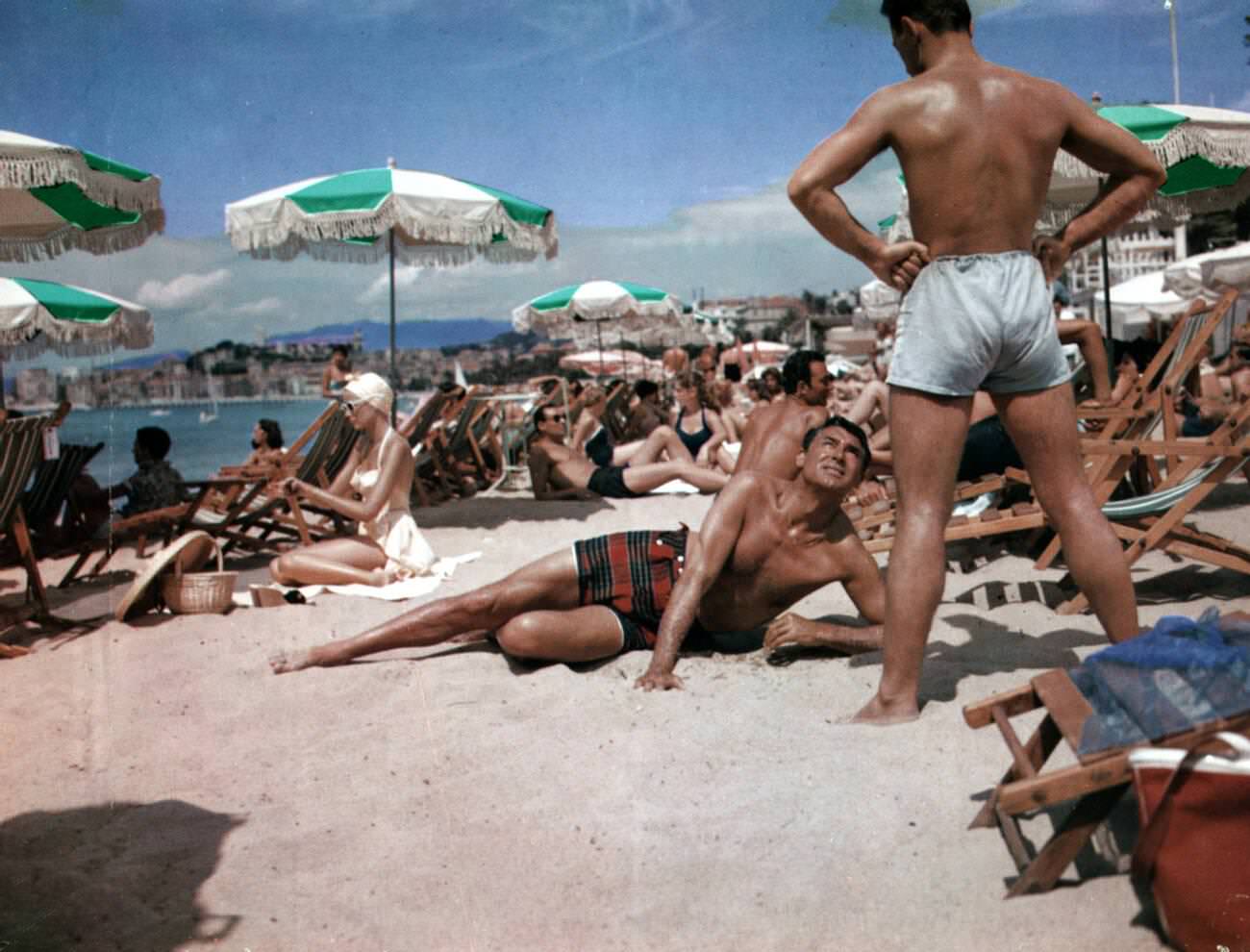 Cary Grant And Grace Kelly In ‘To Catch A Thief’, 1955