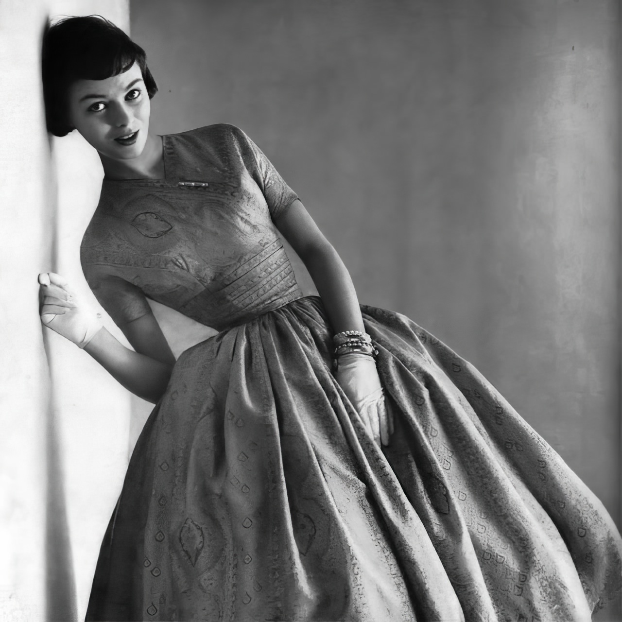 Sandy Brown In A Printed Silk Shantung Dress By Anne Fogarty, Vogue, February 1, 1955.