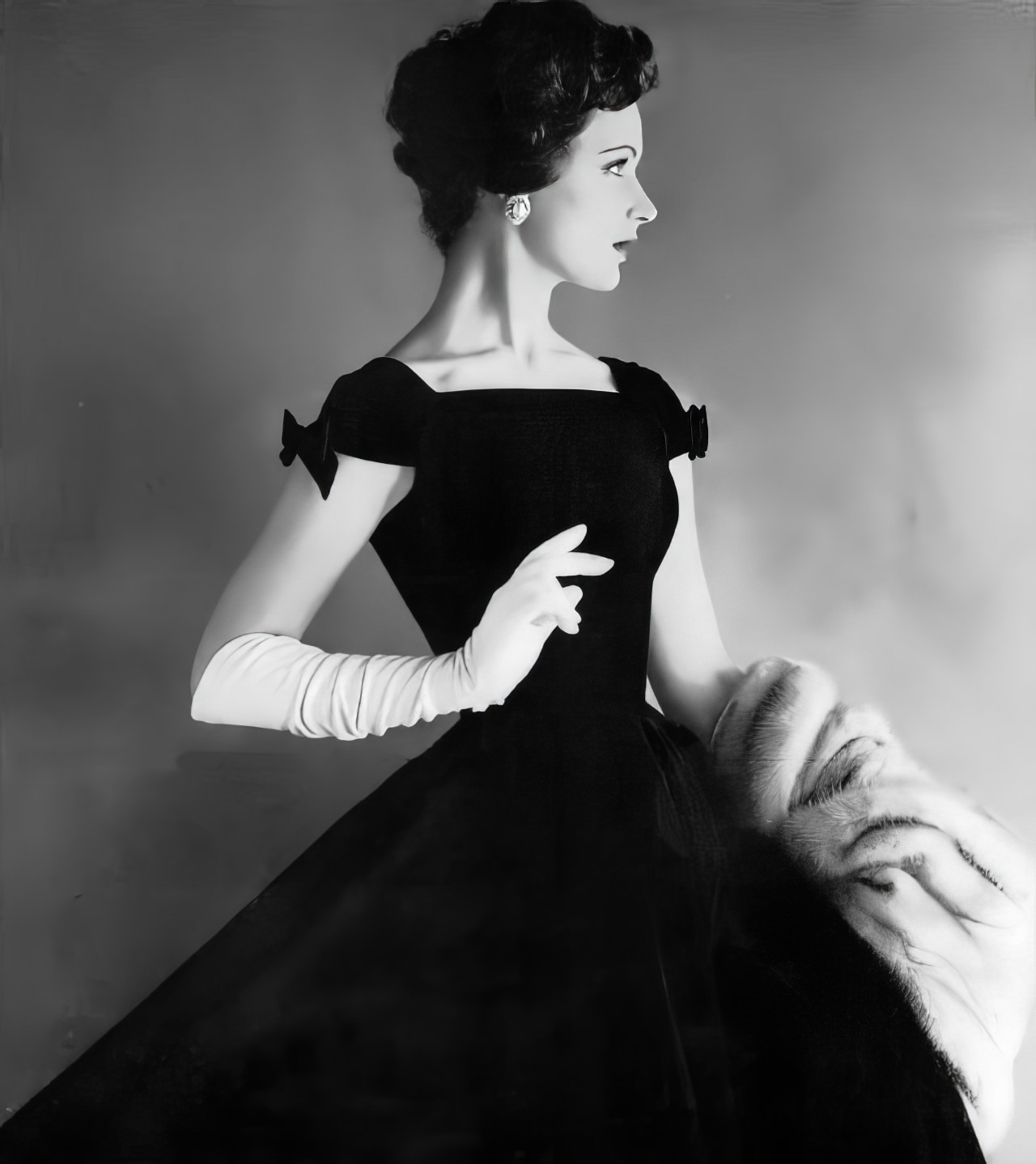 Betsy Pickering In A Black Velveteen Dress By Anne Fogarty, Vogue, August 15, 1957.