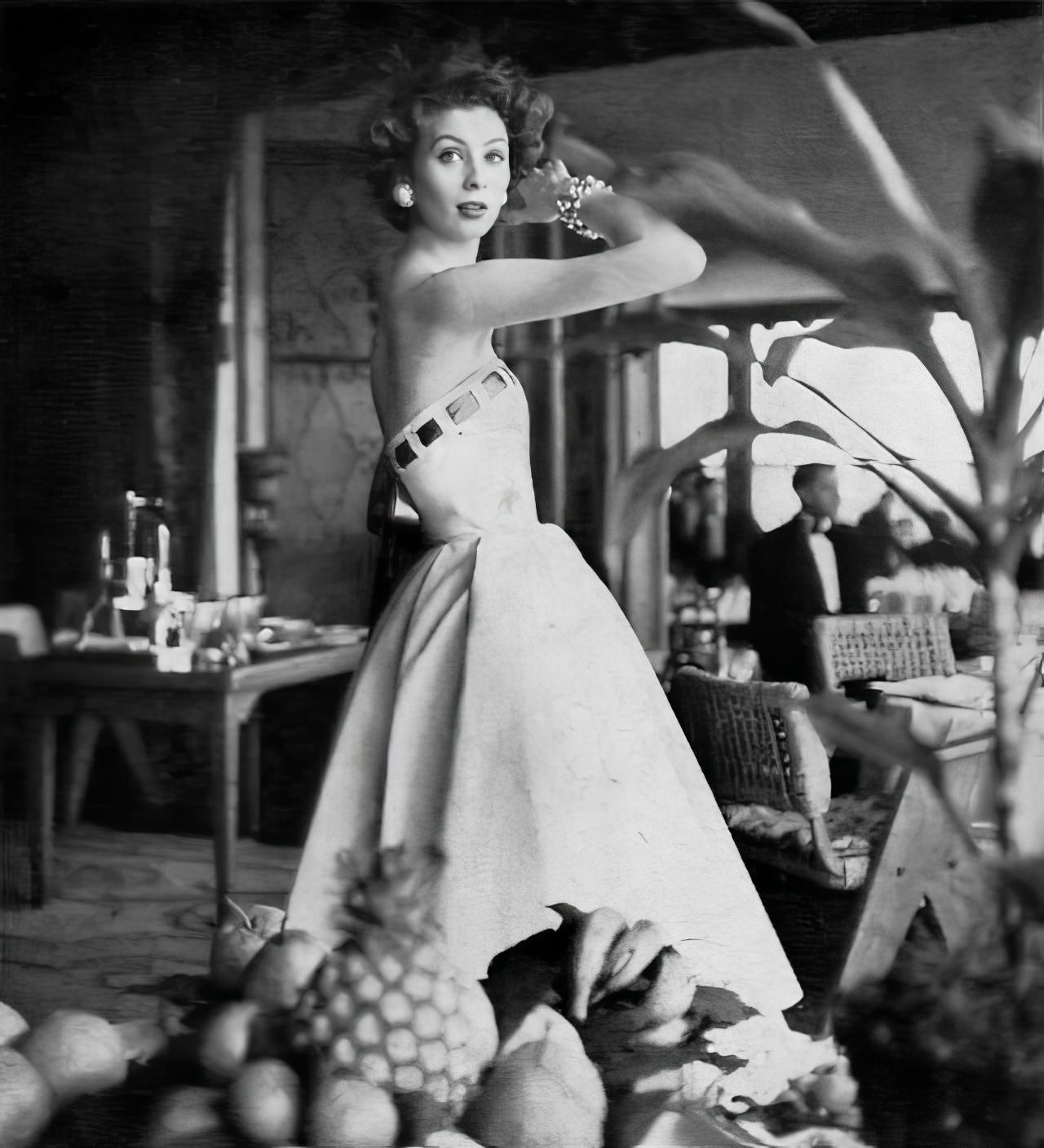 Suzy Parker In A White Piqué Dress By Anne Fogarty, Vogue, April 15, 1952.