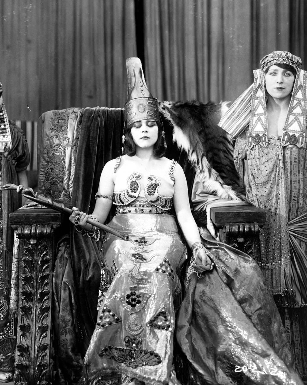 The 1917 Cleopatra Movie: A Silent Masterpiece Explored Through ...