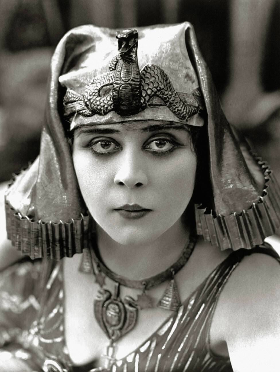 The 1917 Cleopatra Movie: A Silent Masterpiece Explored Through ...