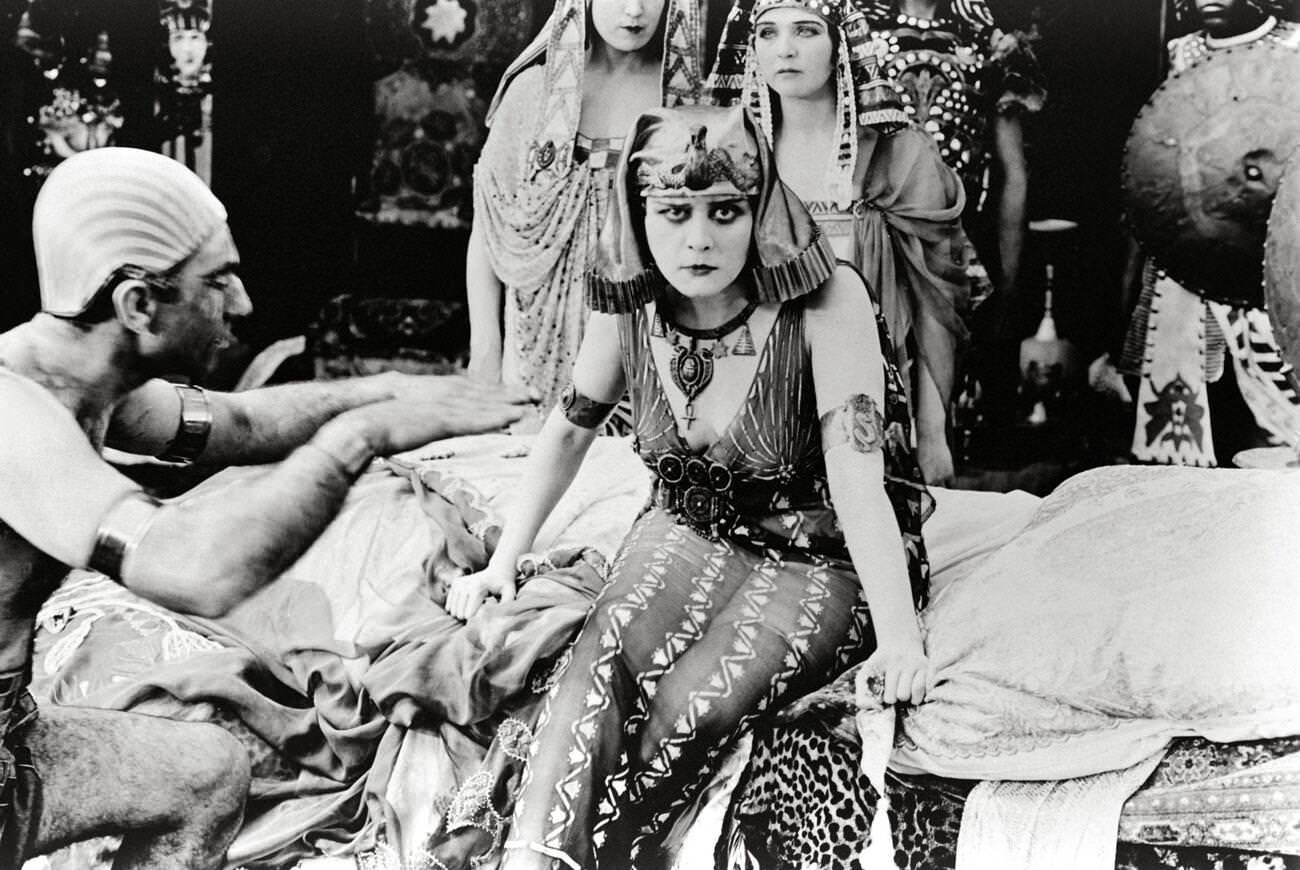 The 1917 Cleopatra Movie: A Silent Masterpiece Explored Through ...