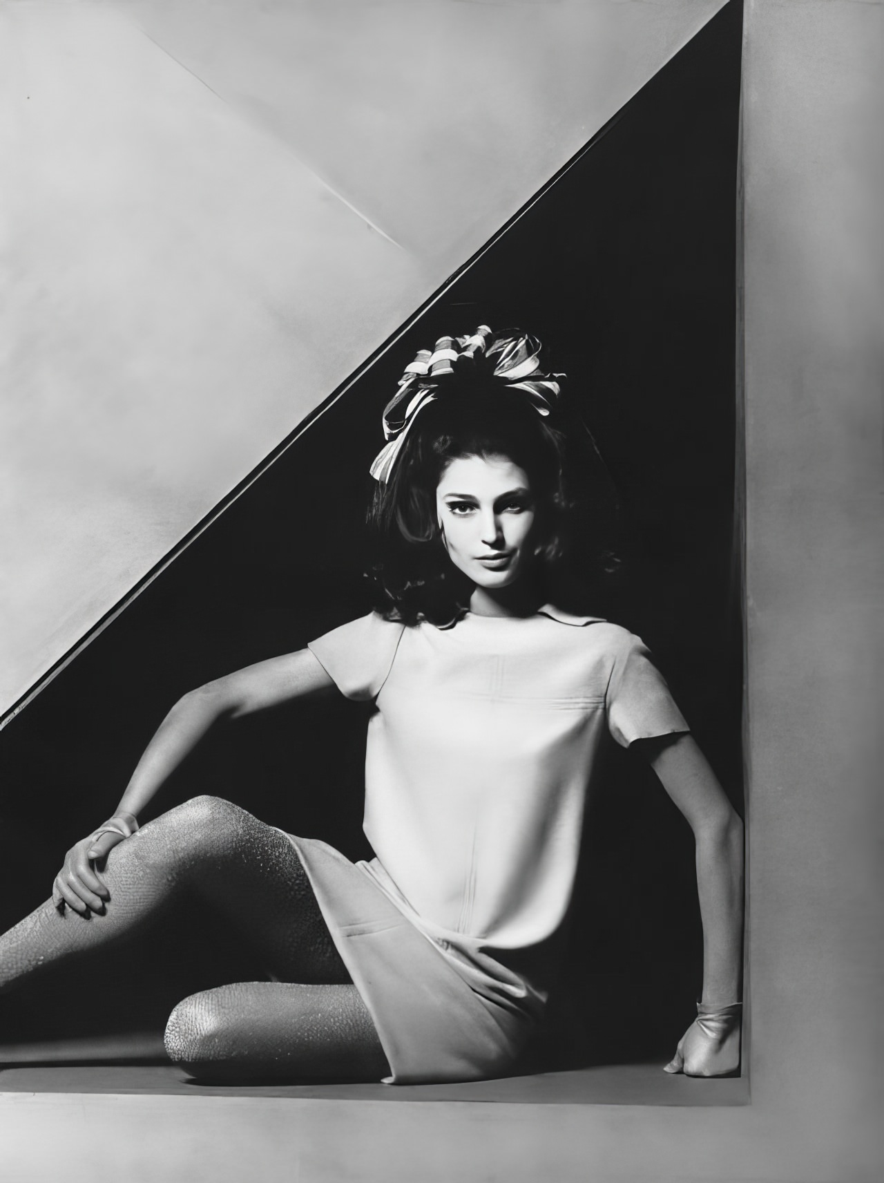 Benedetta Barzini In A Camel-Wool Dress By Wilson Folmar, Vogue, February 1, 1967.