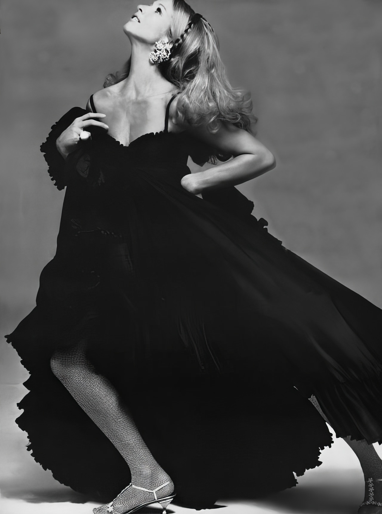 Françoise Rubartelli In A Brown Taffeta Dress By Anne Fogarty, Vogue, January 1, 1968.