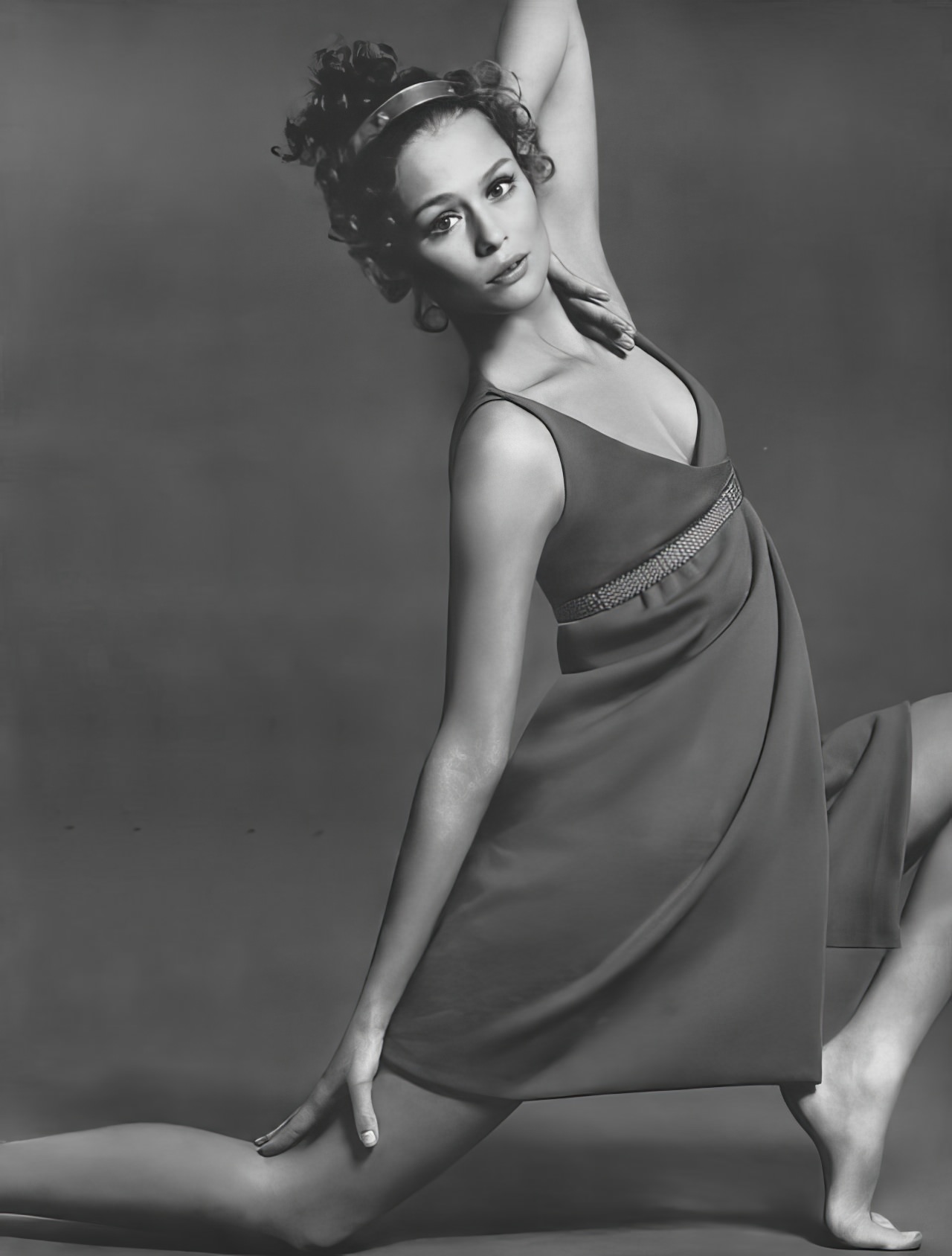 Lauren Hutton In A Green Wool Knit Dress By Junior Sophisticates, Vogue, March 1, 1968.