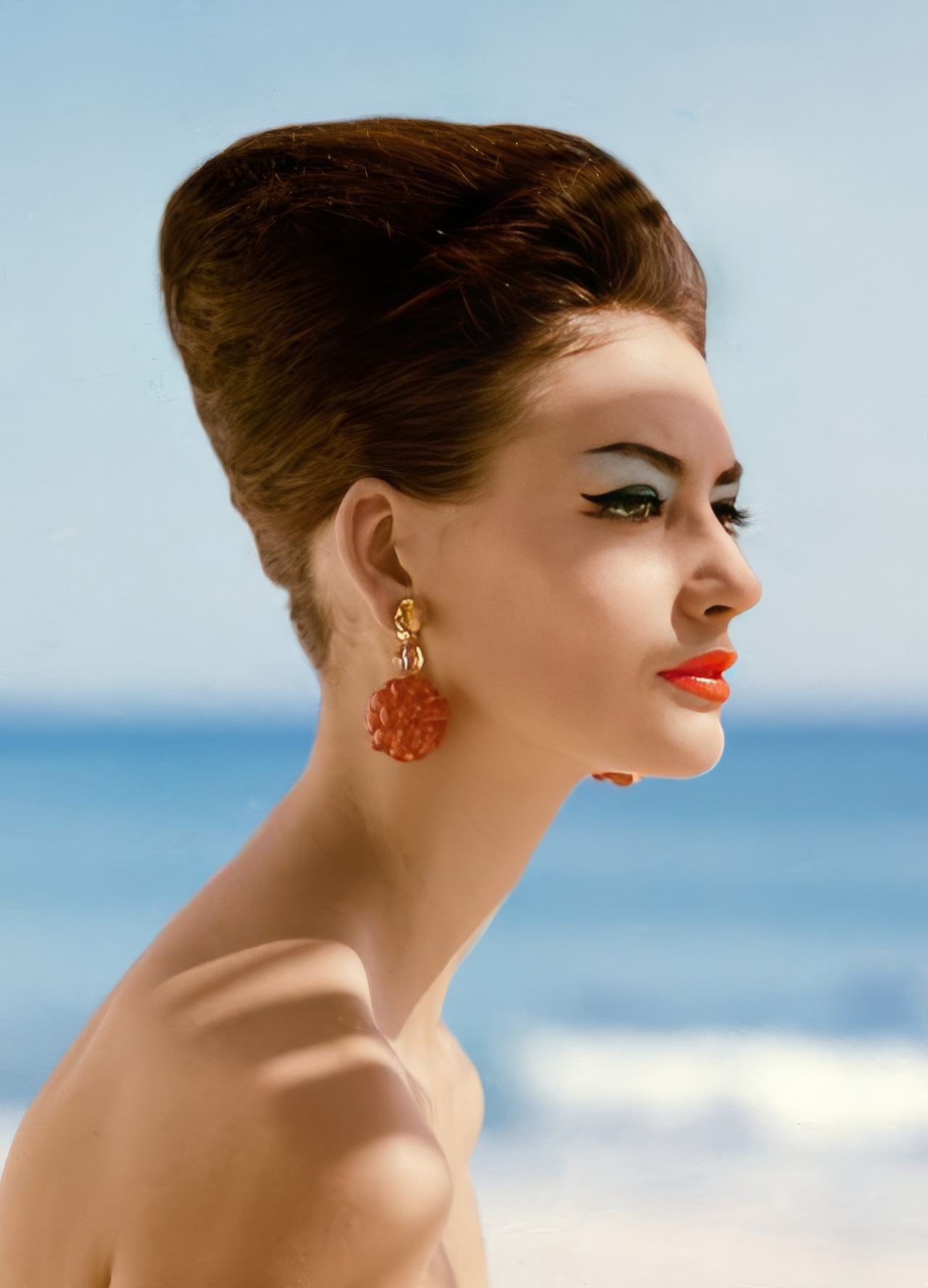 Katherine Pastrie Dubbed 'The Modern Nefertiti' In A Photo By Leombruno-Bodi, Vogue, 1960.