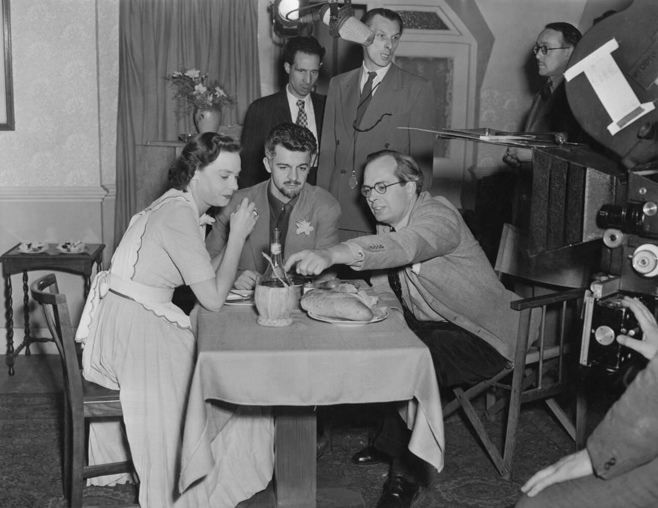 Secret People, Featuring Irene Worth, Serge Reggiani, Directed By Thorold Dickinson, 1952.