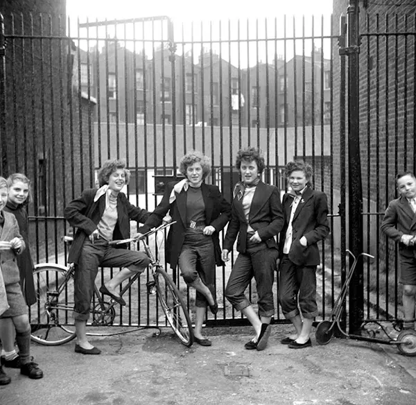 From Edwardian Flair To 50S: Cool Exploring The Fashionable World Of Teddy Boys And Girls Through Vintage Photos