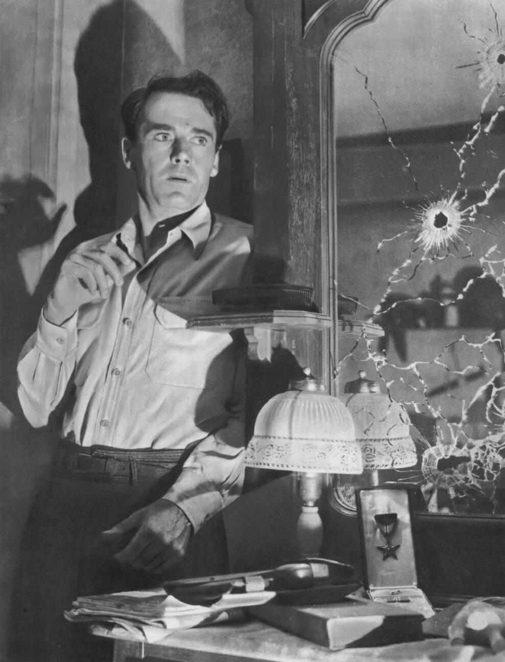 Henry Fonda Stars In The Film Noir &Amp;Quot;The Long Night,&Amp;Quot; 1947, Playing Joe Adams, A Man Reflecting On The Events Leading To His Standoff With Police.