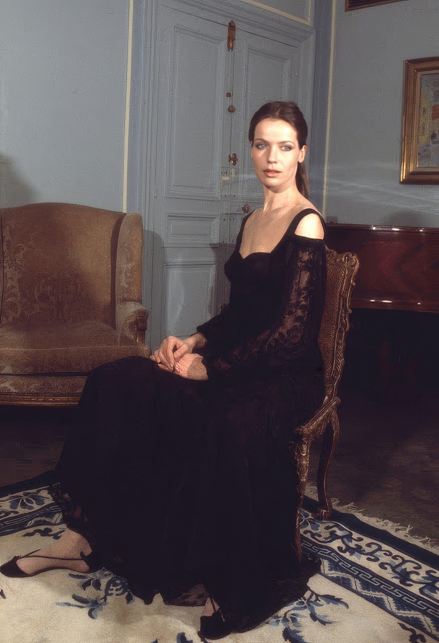 17 Lovely And Seductive Photos Of Veruschka Von Lehndorff From The 1960S