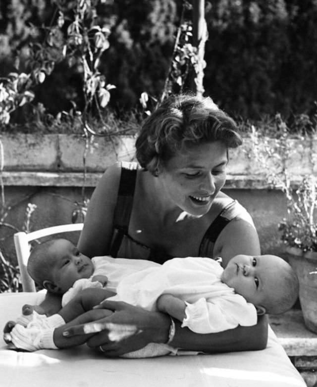 Ingrid Bergman With Her Newborn Twins, Isabella And Isotta, Italy, Photo By David Seymour, 1952