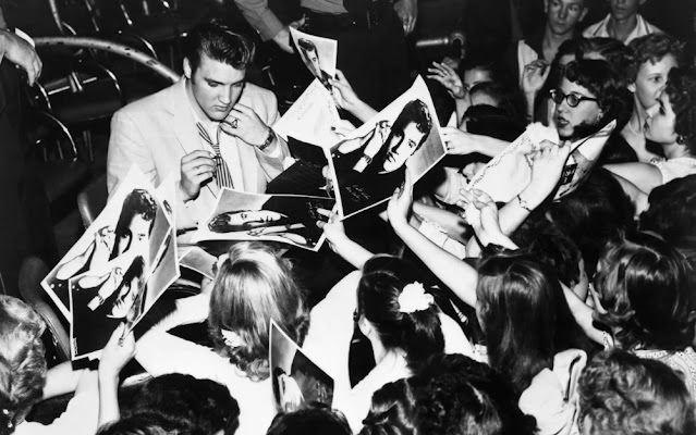 Elvis Mania: The 1950S Teenage Fan Girls Who Lost Their Minds