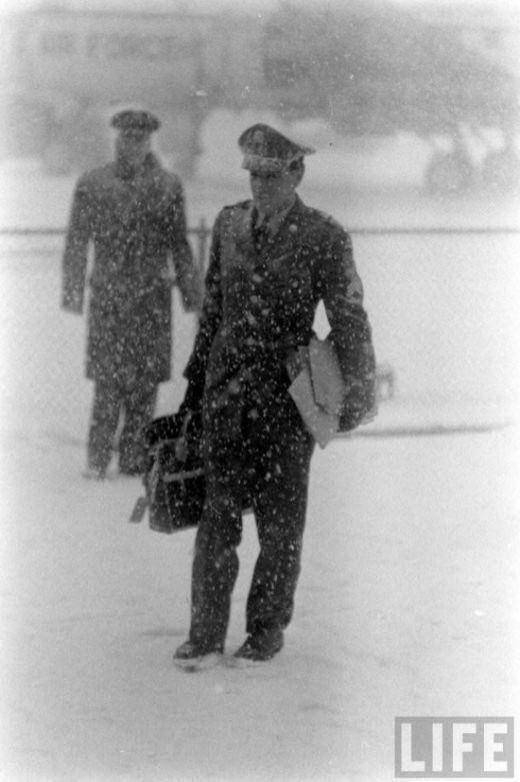 The King Is Back! Elvis Returns From The Army In Photos, March 1960