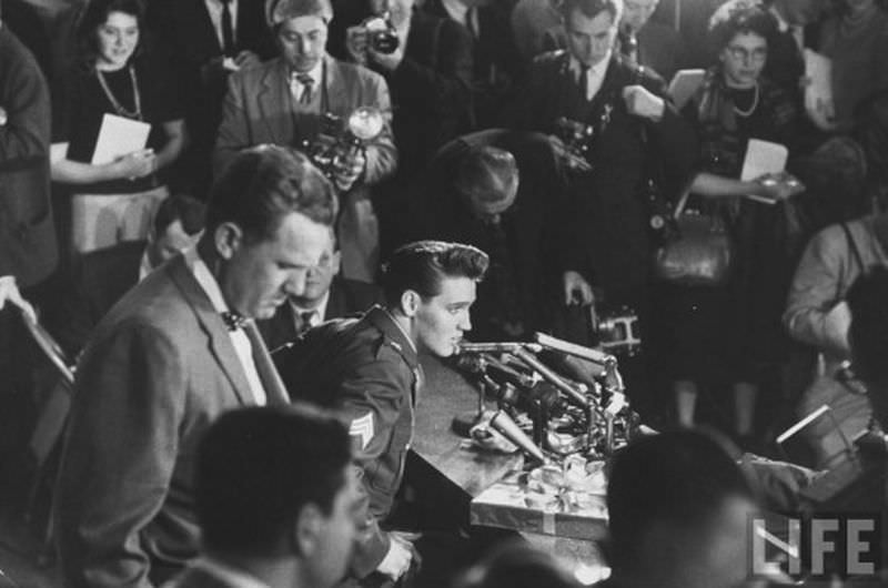 The King Is Back! Elvis Returns From The Army In Photos, March 1960