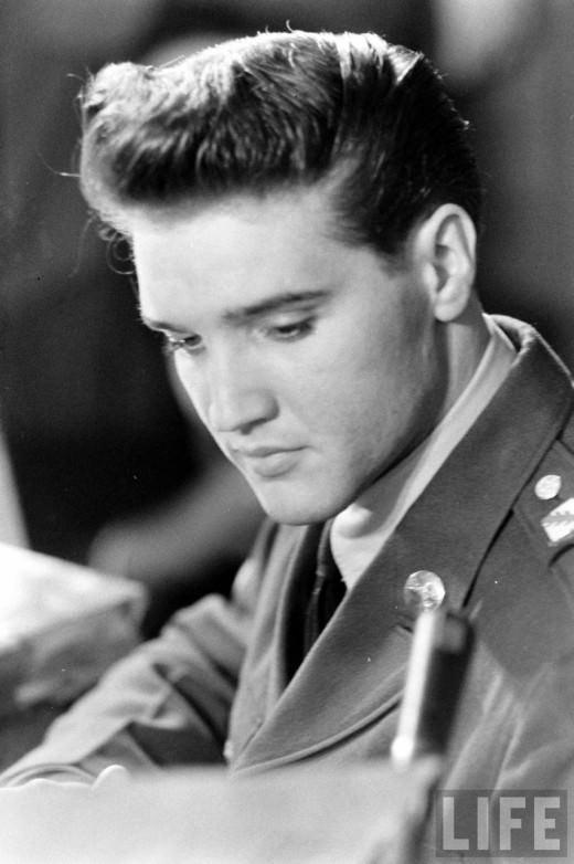 The King Is Back! Elvis Returns From The Army In Photos, March 1960