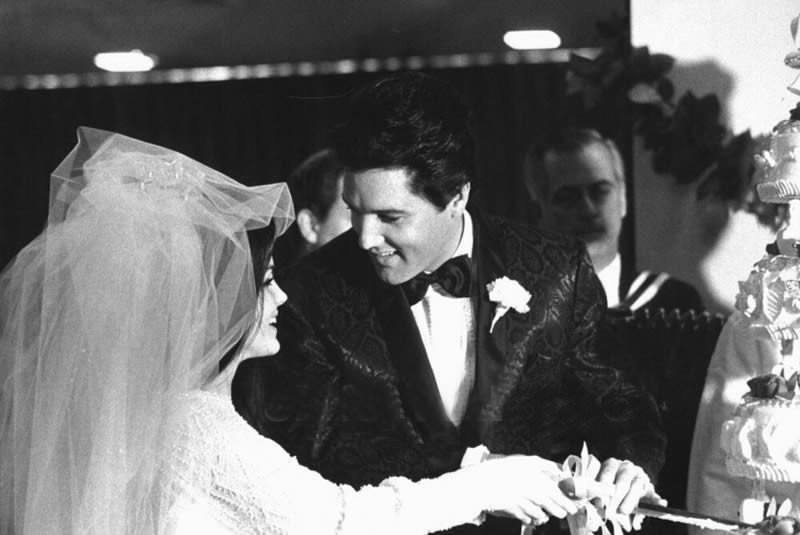 The Love Story Of Elvis And Priscilla Presley And Their Wedding Day In Fascinating Photos