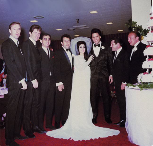 The Love Story Of Elvis And Priscilla Presley And Their Wedding Day In Fascinating Photos