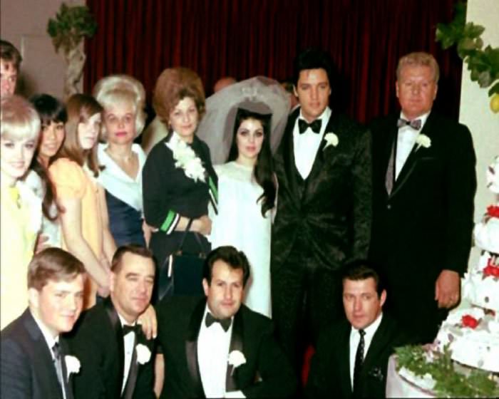 The Love Story Of Elvis And Priscilla Presley And Their Wedding Day In Fascinating Photos