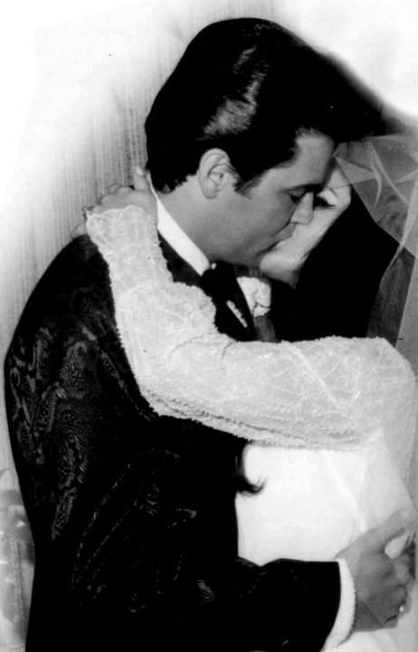 The Love Story Of Elvis And Priscilla Presley And Their Wedding Day In Fascinating Photos
