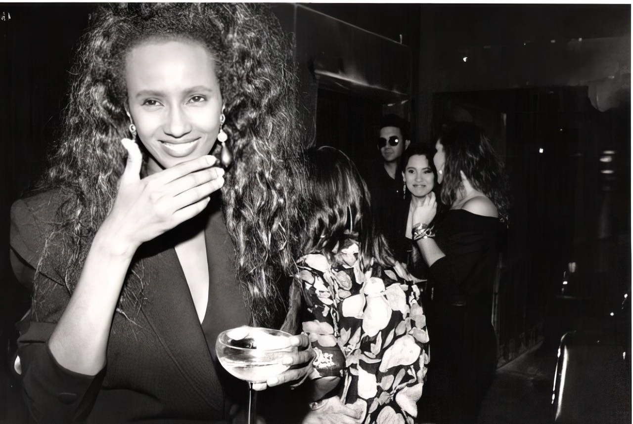 Model Iman When She Was Partying Alone...before Her Marriage To David Bowie.