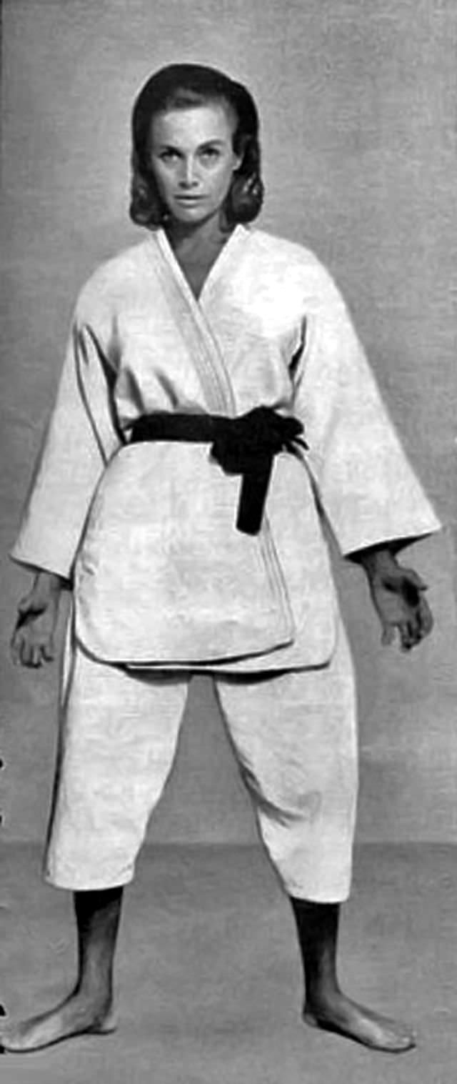 Judo Queen: How Honor Blackman'S Martial Arts Shaped Her Career