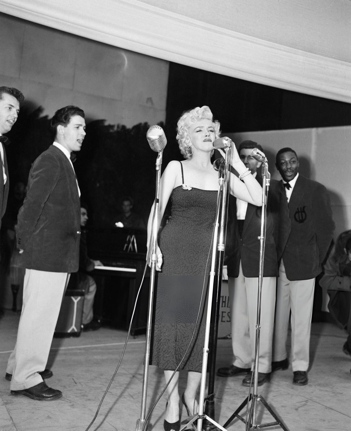 Competitive Photos By Walt Durrell Of Marilyn Monroe In Korea, 1954.