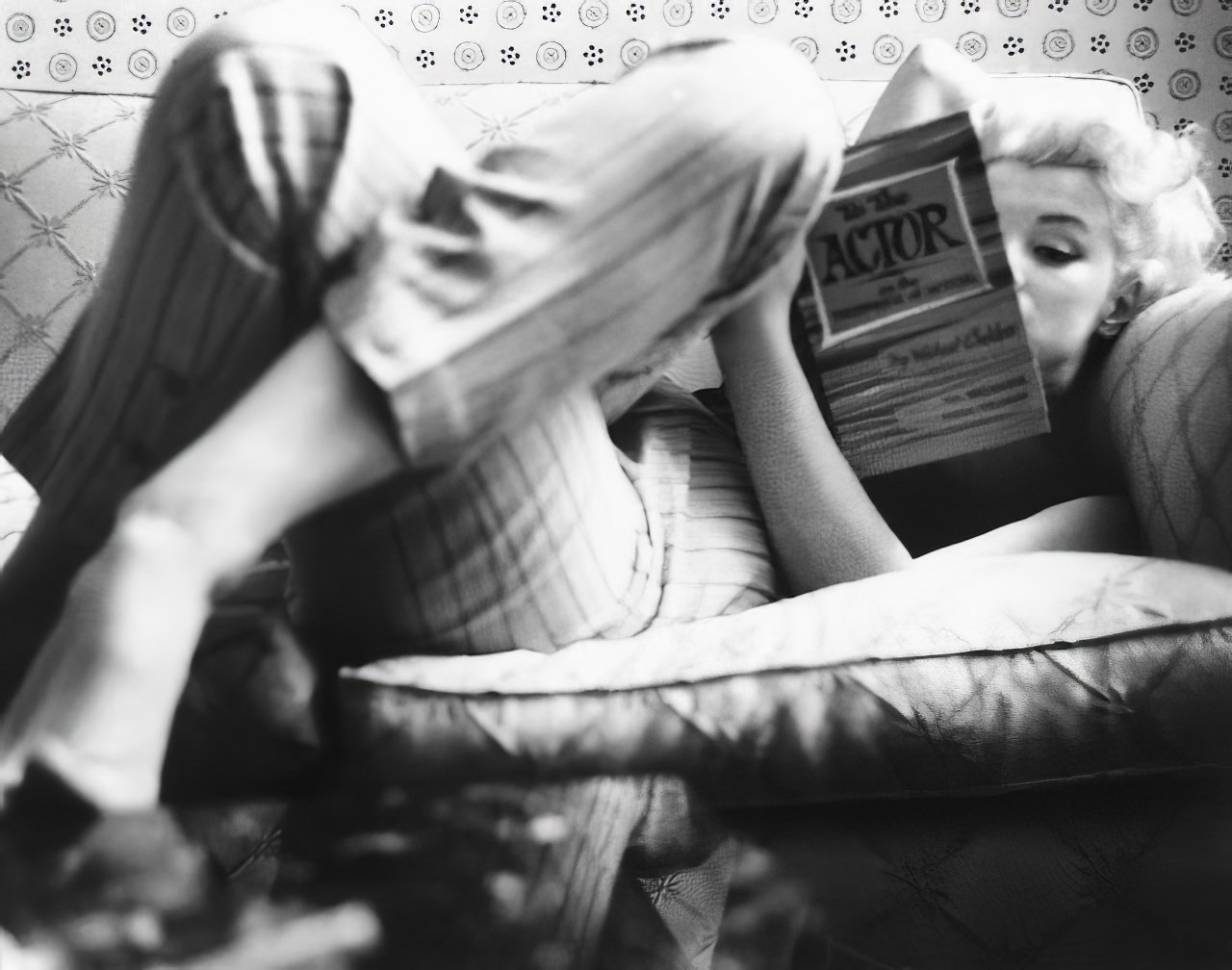 Marilyn Monroe: The Hollywood Icon'S Love Affair With Books