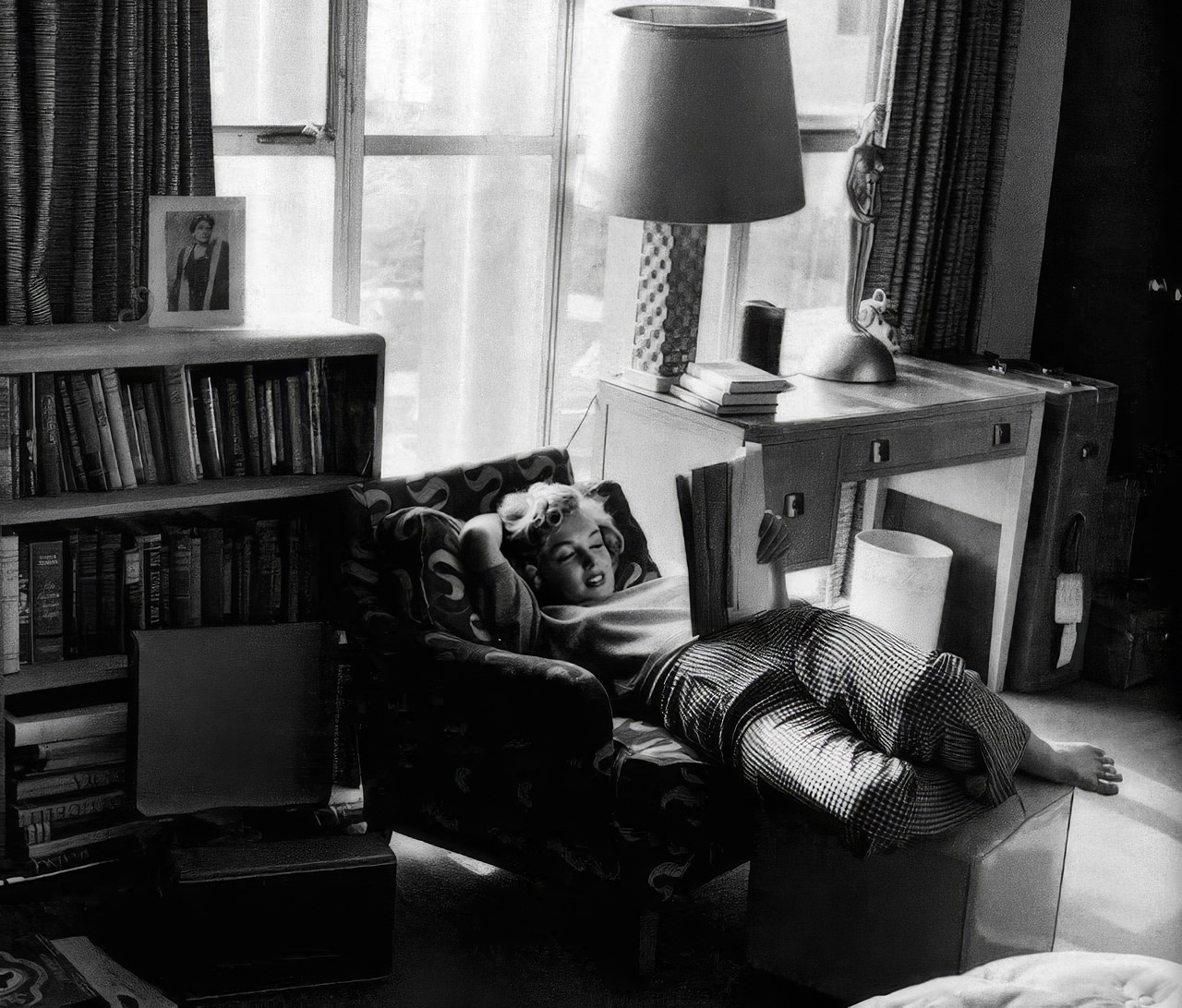 Marilyn Monroe: The Hollywood Icon'S Love Affair With Books