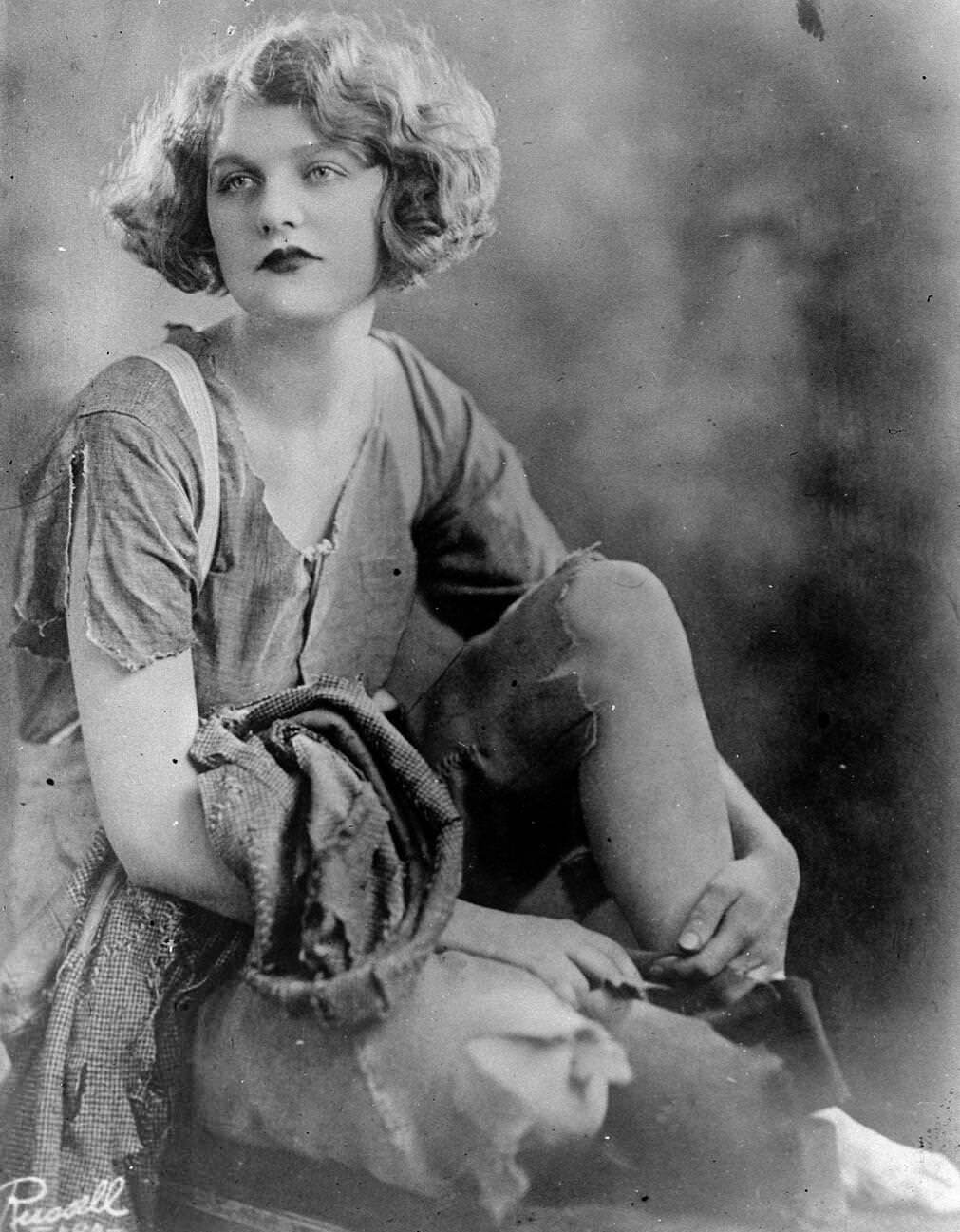 Fern Oakley, A Ziegfeld Follies Girl, 1923.