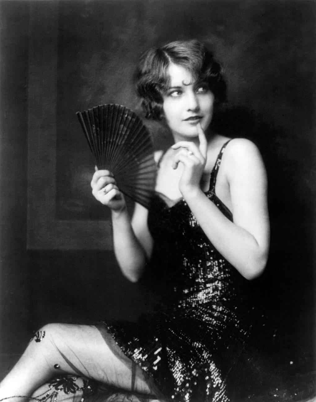 Barbara Stanwyck, A Ziegfeld Girl.