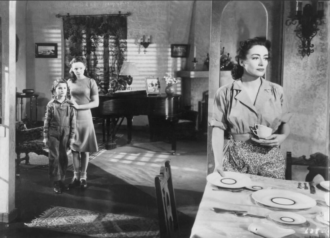 Joan Marlowe, Ann Blyth, And Joan Crawford In &Amp;Quot;Mildred Pierce&Amp;Quot;, 1945.