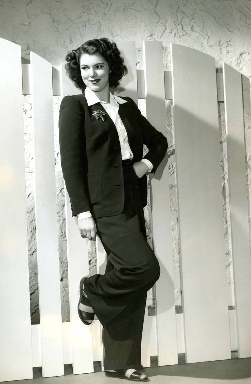 Diana Barrymore, 1944