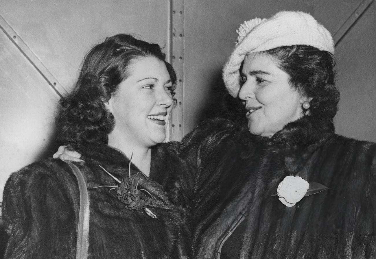 Michael Strange And Diana Barrymore, 1947