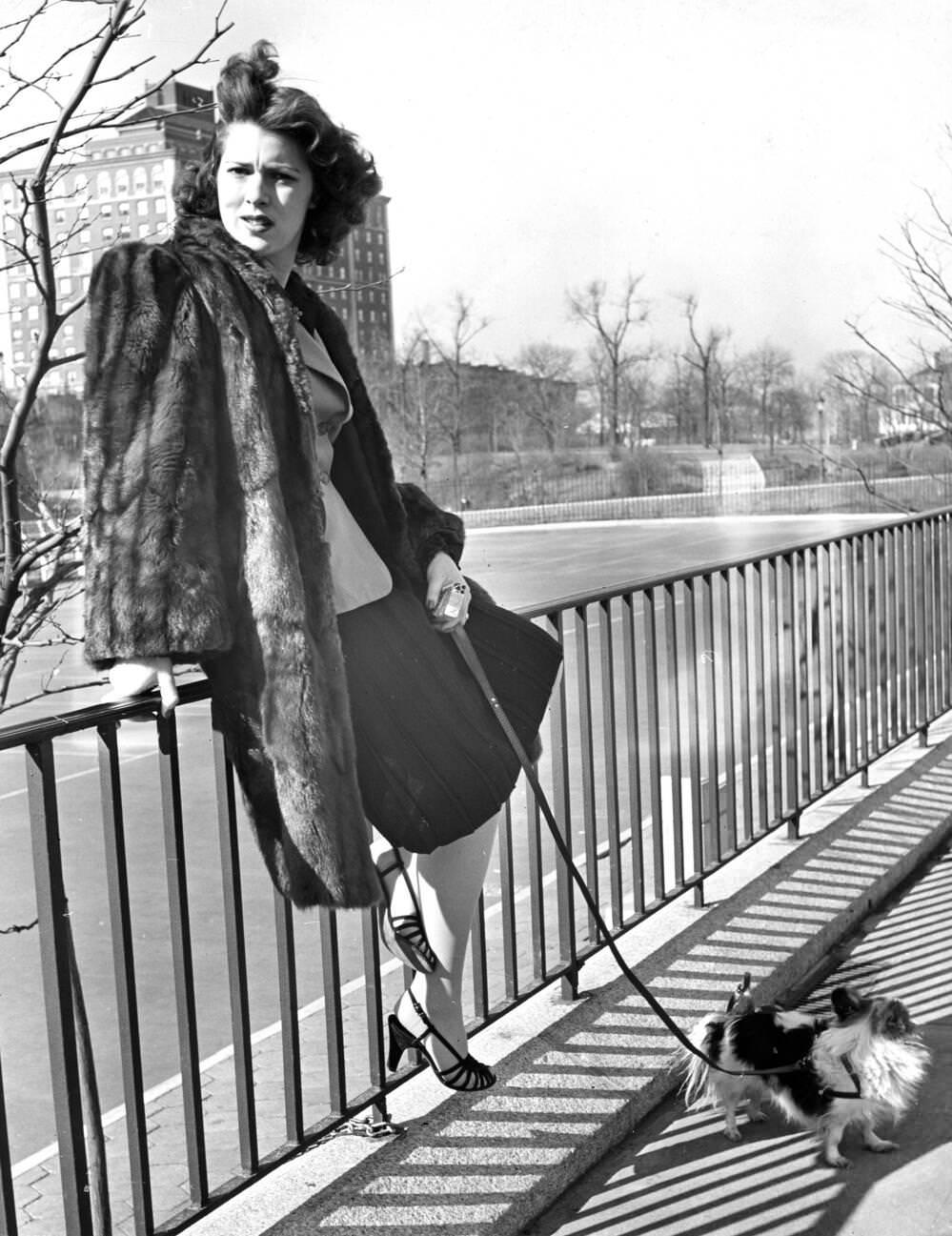 Diana Barrymore, 1944